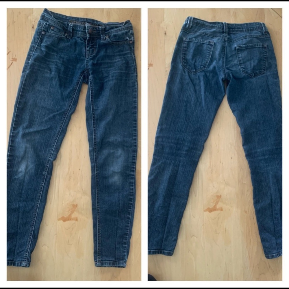 2 pairs of Skinny